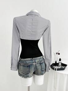 Elamini 女士条纹印花荷叶边下摆扭结前襟优雅长袖衬衫 - 黑與白 - 查看 2