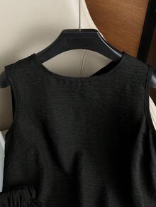 GlowEve 2件套 女士时尚夏季度假刺绣镂空系带露背吊带背心和刺绣口袋短裤 - 黑色 - 查看 3