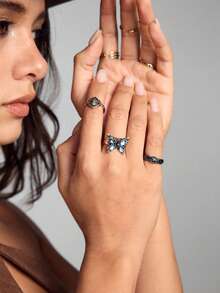 ROMWE Fairycore 6pcs/Set Fashionable Exquisite Versatile Personalized Creative Dark Vintage Unique Gothic Punk Rock Heart Butterfly Ring Set For Women, Suitable For Daily, Commute, Festival, Party, Holiday - Multicolor - View 1