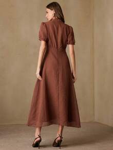 Revavyn Elegante vestido de manga larga para mujeres con cuello redondo, frente plisado, cintura ceñida y bajo acampanado, con sensación de lino, ideal para ir al trabajo y de vacaciones - Óxido marrón - Ver 6