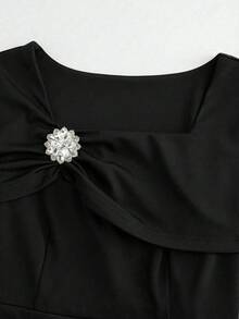 GlowEve 女士针织长袖连衣裙，饰有花卉水钻，优雅日常通勤时尚法式街头复古风，百搭派对假日商务酒红色长袖连衣裙，秋冬款 - 黑色 - 查看 4