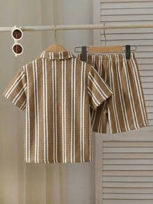 SHEIN Explorewe Bộ 2 món áo sơ mi và quần short dệt kim kẻ sọc cho bé trai - Nhiều màu - Xem 2