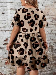 EMERY ROSE 休闲简约豹纹宽松圆领短袖大码连衣裙，适合夏季穿着，时尚百搭。 - 卡其色 - 查看 2