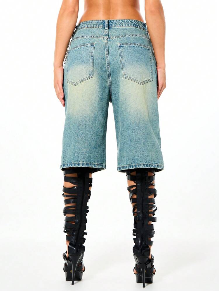 SUMWON Luźne szorty dżinsowe z zapięciem na guziki i łańcuszkami na letni styl Y2K