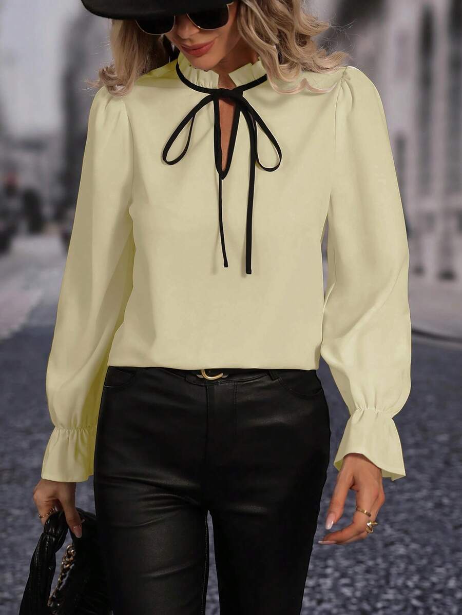 SHEIN Clasi Áo sơ mi dài tay thanh lịch dành cho nữ, cổ buộc dây phối màu tương phản. - Màu be - Xem 1