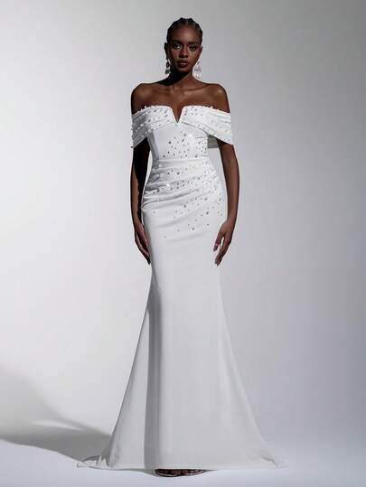 Elitara Elegant & Charming White V-Neck Off-Shoulder Elastic Knit Ruched Design Off-Shoulder Fitted Mermaid High Slit Dress, Suitable For Wedding, Party, Graduation, Vacation, Bridal Gown