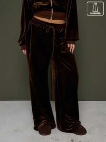 COUREZ Low Rise Oversized Joggers In Brown Velour /Y2K Spring For Women Going Out Summer For Women Streetwear Sweatpants For Women - Brown - View 1