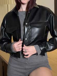 Abrilcols 秋冬款纽扣前翻盖口袋落肩 PU 夹克 - 黑色 - 查看 3