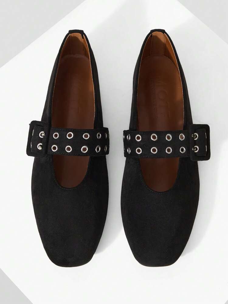 WOMEN GROMMET EYELET FLATS SPRING SHOES