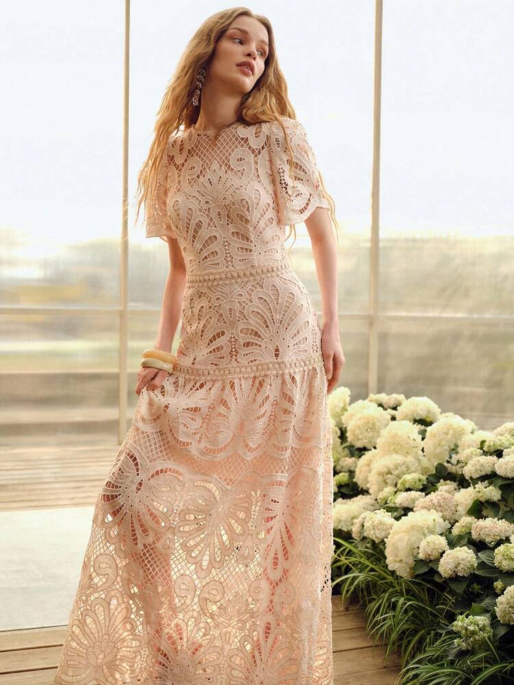 WOMEN'S EMBROIDERED ROUND NECK WAIST FLARED DRESS, SPRING/SUMMER