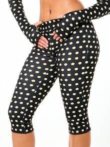 SUMWON WOMEN Polka Dot Capri Leggings Low Rise Mid Calf Length Black Yellow Stretch Comfortable Casual - Black - View 4