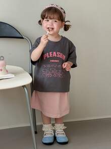 DAZY Toddler Girls' Casual Loose Fit Cartoon Letter Print Round Neck Top, Korean Style - Grey - View 1