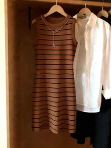 Resyla Women's New Striped Print Round Neck Fitted Sleeveless Dress, Spring/Summer - Multicolor - View 3