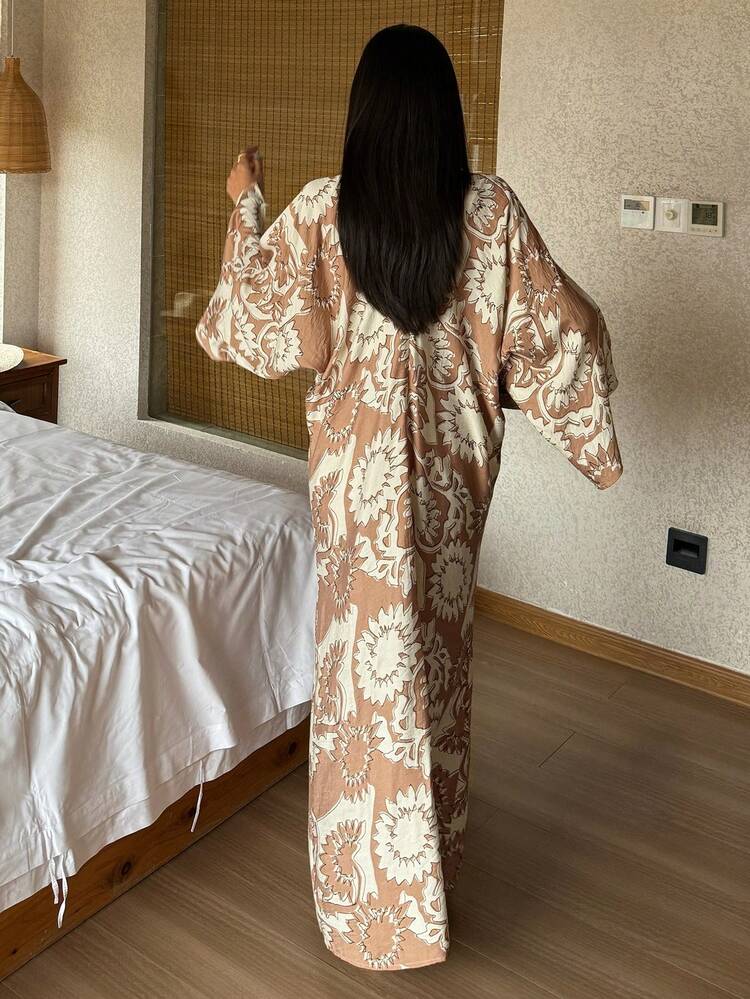 Elegant Floral Print Loose V-Neck Long Women Nightgown