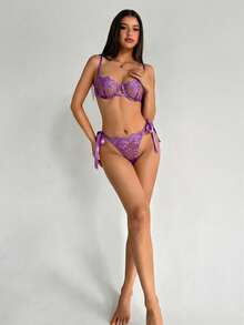 Aloruh Ramadan, Noble, Dignified. 2-Piece Set. Purple Embroidered Lace With Ties. Sexy, Gathered, French-Style Lingerie Set. - Violet Purple - View 5