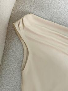 GlowEve Women's Casual Versatile Oblique Shoulder Top Paired With Shorts, Spring/Autumn 2-Piece Set, Women's Casual Suit Pants, Back To School Season, Women's Back To School Outfit - Multicolor - View 6