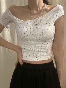 DAZY Women's Tight-Fitting Oblique Shoulder Star Print Full-Print T-Shirt - White - View 6