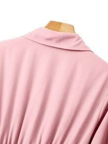 GlowEve CURVE 大码女式休闲纯色翻领灯笼袖纽扣褶裥腰部A字连衣裙 - 粉色 - 查看 4