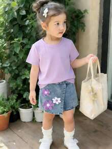 Souflis Souflis Bộ đồ đi học cho bé gái gồm áo thun cổ tròn in chấm bi cầu vồng nhiều màu sắc và quần váy denim màu trơn, thích hợp cho mùa hè. - Màu tím - Xem 3