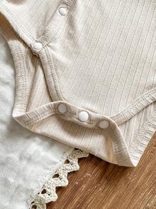SHEIN Vintaside Kids 3件套新生儿/婴幼儿/学步男童/女童可爱休闲简约舒适柔软透气短袖连体衣，萌熊印花图案，适合春、夏、秋、冬四季日常穿着、生日派对、摄影等场合 - 彩色 - 查看 5