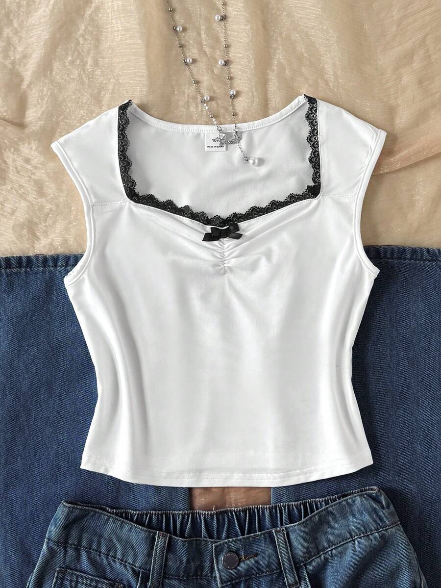 SHEIN Tween Girl Spring/Summer Casual Minimalist Vacation Square Neck Lace Trim Patchwork 3D Ribbon Bow Decor Ruched Cap Sleeve Fitted Knit Solid Color T-Shirt Tween Girl - White - View 1