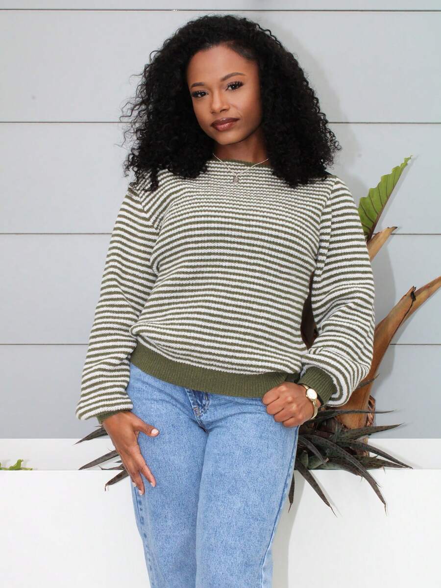 Steph T 女士秋冬时尚露肩领不对称领条纹长袖毛衣海岸魅力条纹落肩毛衣海军风毛衣 - 軍綠色 - 查看 1