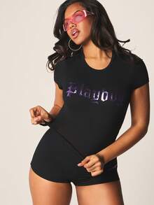 Missguided x Playboy 短袖哥特式金属印花露脐婴儿T恤，修身圆领纯棉上衣 - 黑色 - 查看 1