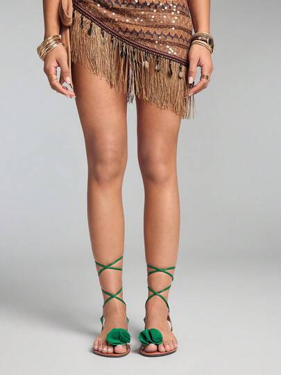 ROMWE Fairycore Women's Fashion Flat Sandals, New Summer French Round Toe Thong Floral Ankle Strap Casual Versatile Camellia Beach Holiday Style Lace-Up Roman Sandals, Available In White, Green, Purple, Black