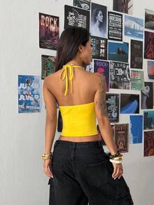 StreetHx Áo croptop cổ yếm màu vàng dành cho nữ, in hình số 44 màu đen, dáng ôm không tay, phong cách Y2K E-Girl mùa hè, áo casual đi nghỉ mát, áo streetwear, áo mùa hè, áo đi chơi, áo kiểu nữ màu vàng. - Màu vàng - Xem 3