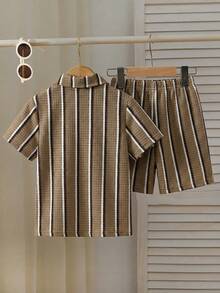 SHEIN Streecool Kids 2pcs Young BoyTextured Stripe Knit Shirt And Shorts Set - Multicolor - View 2