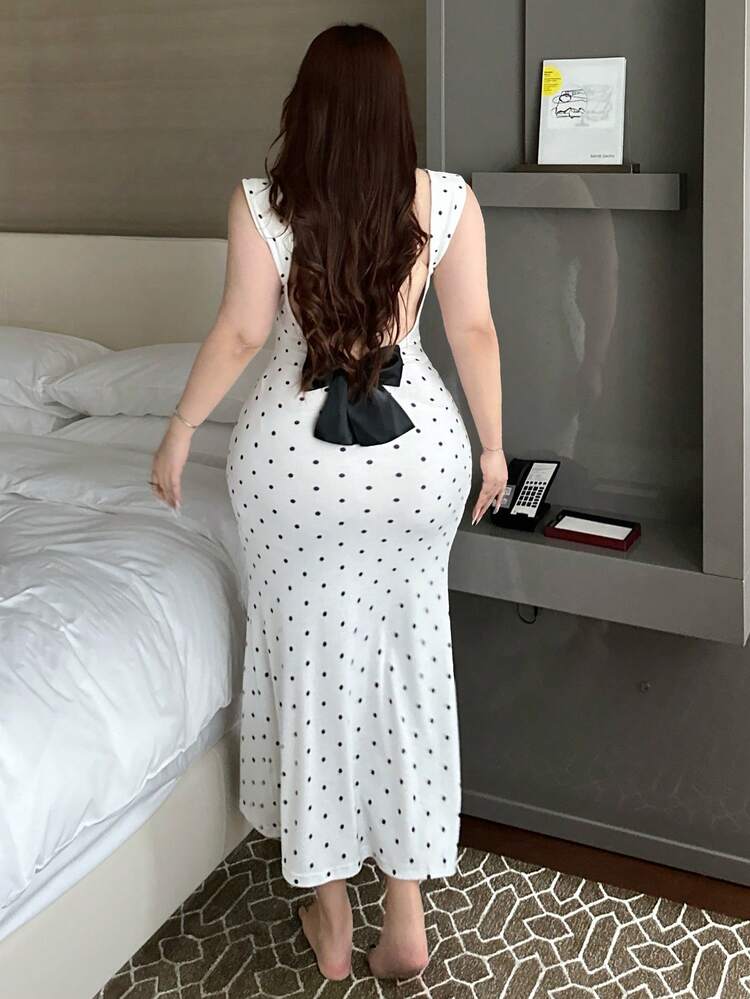 Dazy Plus Plus Size Women Polka Dot Bow Tie Backless Sexy Bodycon Long Nightgown Sleepwear
