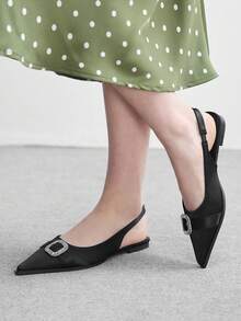 CUCCOO BIZCHIC Sepatu Flat Ujung Lancip dengan Gesper Persegi Berhiaskan Berlian Imitasi Model Musim Gugur Terbaru - Hitam - View 5