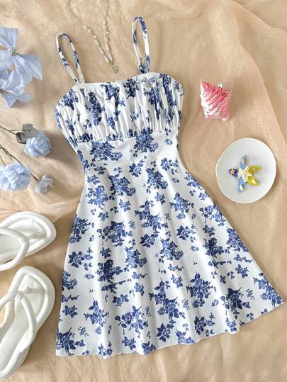 SHEIN Tween Girl Casual Vacation Ditsy Floral Blue Ditsy Floral Ruched A-Line Fitted Woven Print Dress