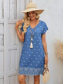 EMERY ROSE Vestido casual mini con cuello en V y decoración floral blanca para mujer - Azul - Ver 5