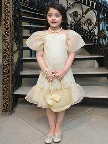 年轻女孩优雅方领3D立体花卉面料荷叶边下摆奢华连衣裙 - 杏色 - 查看 1