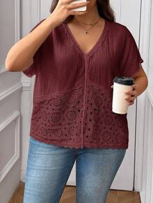 SHEIN Frenchy Camisa de talla grande de verano, de unicolor, con parches de encaje - Burdeos - Ver 3