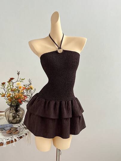 Elamini セクシーシック スパゲッティストラップ フリルヘム フィッティングミニドレス、フラットリングシルエット、春夏リゾート