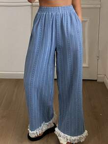 DAZY Calça de Pijama Feminina Solta com Padrão Listrado, Contraste de Cor, Bordado e Babado Recortado - Azul - Visão 9