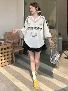 DAZY Women's V-Neck Numeric Print Contrast Lace Loose Street T-Shirt - White - View 3