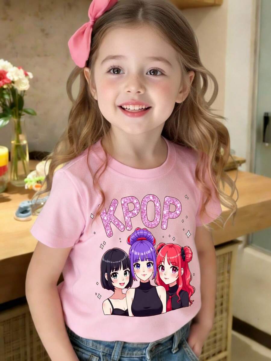 Camiseta corta básica casual para niñas jóvenes en primavera y verano, con estampado gráfico de personaje de grupo musical virtual, lema y diseño simple y fresco. Prenda cómoda y versátil para uso diario en primavera, verano y otoño. - Rosa - Ver 1
