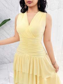 Modelyn 褶皱层叠荷叶边雪纺中长连衣裙 - 鵝黃色 - 查看 4