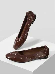 MOTF 女士铆钉圆头阔腿鞋 - 咖啡棕 - 查看 9