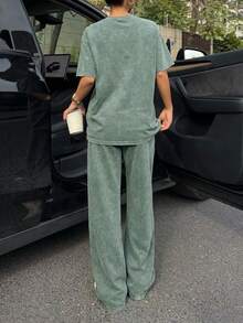 Muchica 女款水洗橄欖綠兩件式褲裝套裝 白色夏季休閒圖案街頭風 機場居家休閒服 圓領短袖寬鬆舒適套裝 - 軍綠色 - 查看 2