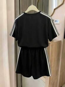 GlowEve 女士时尚休闲两件套：撞色滚边圆领宽松T恤和高腰抽绳休闲运动短裤 - 黑色 - 查看 2
