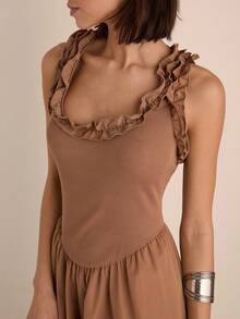 Easelle Vestido largo de verano con cuello de barco, cintura ceñida y decoración de volantes en un estilo elegante y sencillo para vacaciones, de color liso - Marron oscuro - Ver 6