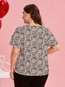 Reflora Plus Size Ditsy Floral Round Neck Short Sleeve Casual Elegant Summer Blouse - Multicolor - View 2