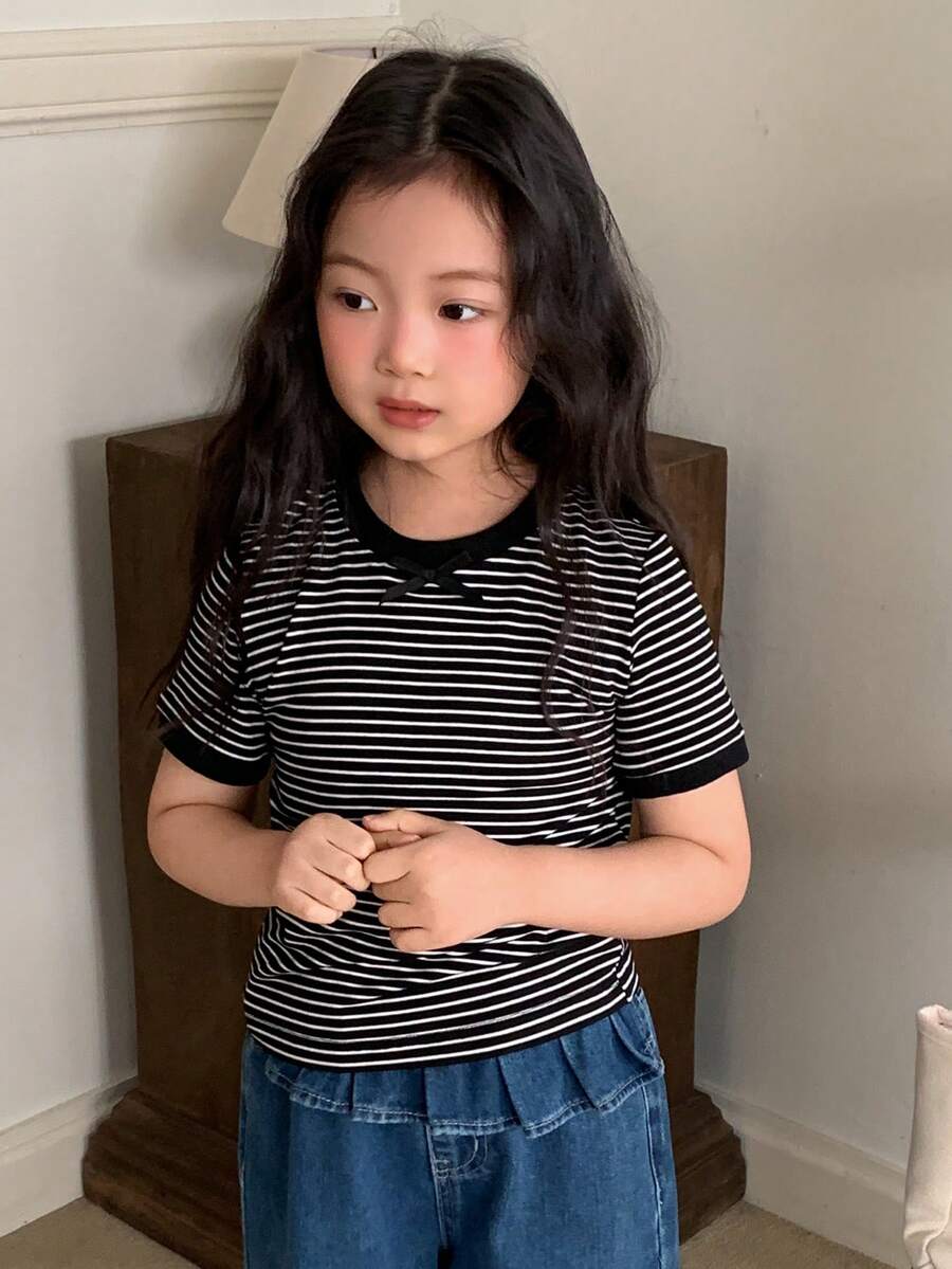 DAZY Girls (Small) Round Neck Striped Short Sleeve Casual T-Shirt, Fall - Black and White - View 1