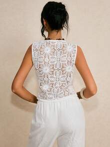 Poéselle 女士V领单排扣镂空设计背心，沙滩度假开衫，夏季音乐节，夏季白色钩针编织吊带背心 - 白色 - 查看 2
