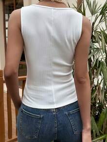 Livesso 女士无袖修身背心，适合海滩、假日、度假、复活节夏季穿着 - 白色 - 查看 2