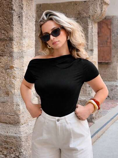 Blusa asimétrica hombro descubierto manga corta ajuste suave mujer, primavera verano, atemporal, elegante casual, juvenil